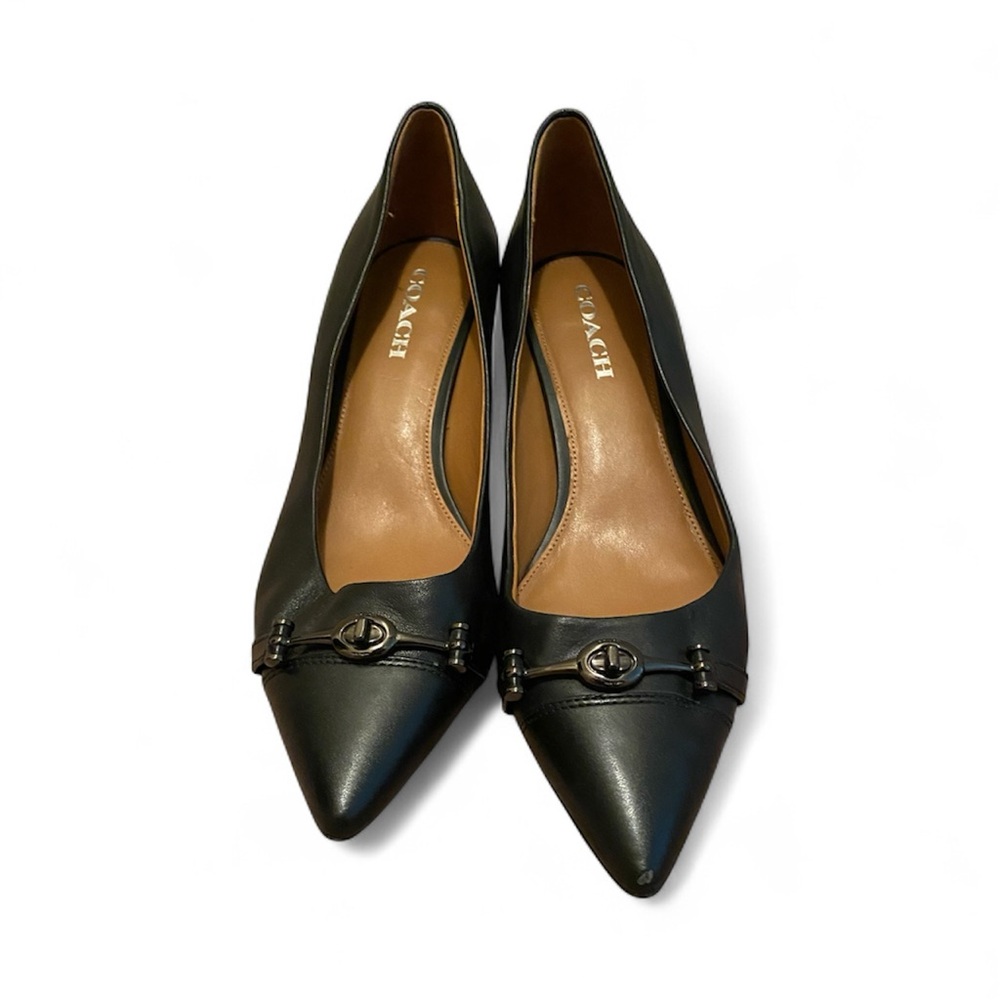Coach Lauri Heels